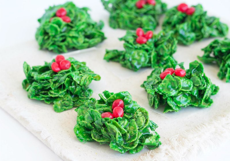 Holly-Cookies-2