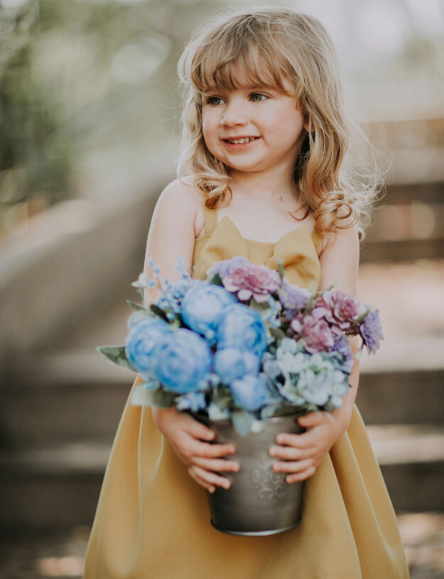 little-girl-flowers